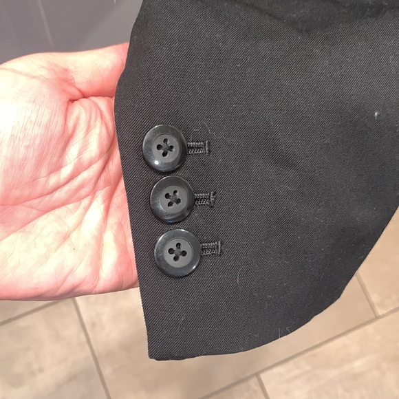 Ellen Tracy size 8 classic black one button blazer - Picture 6 of 9